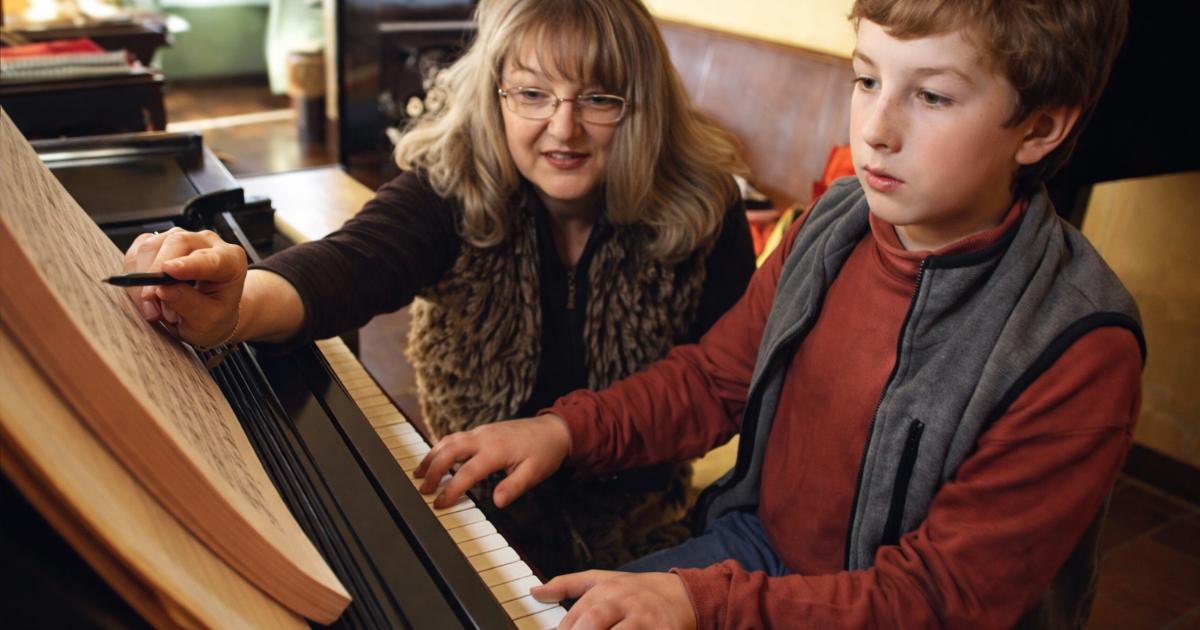 Child Prodigy Graduated High School at 10, Took His Own Life at 14